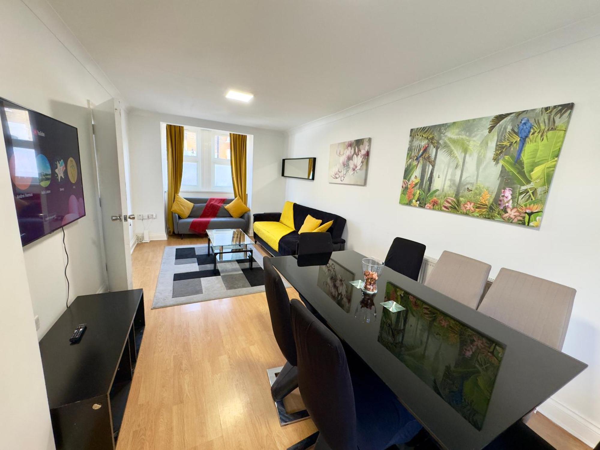 3 Bedrooms Spacious House, Separate Reception, 2 Full Bathrooms, Parking, Garden Londra Dış mekan fotoğraf
